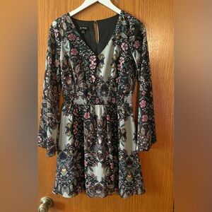 A. Buyer Floral Long Sleeve purple and Teal Dress Size Medium